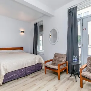Central Hotel Montreal