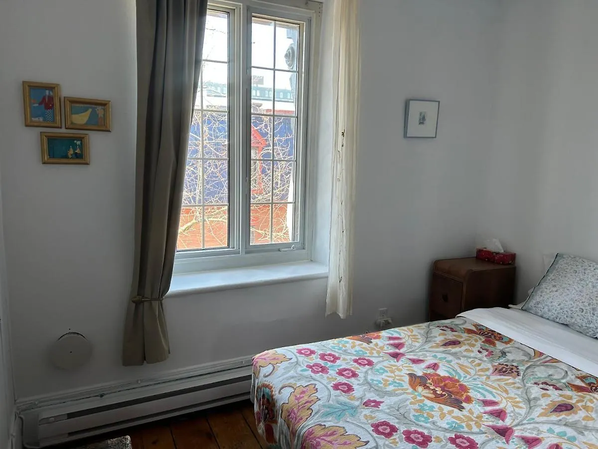 A L'Adresse Du Centre-Ville Bed & Breakfast Montreal