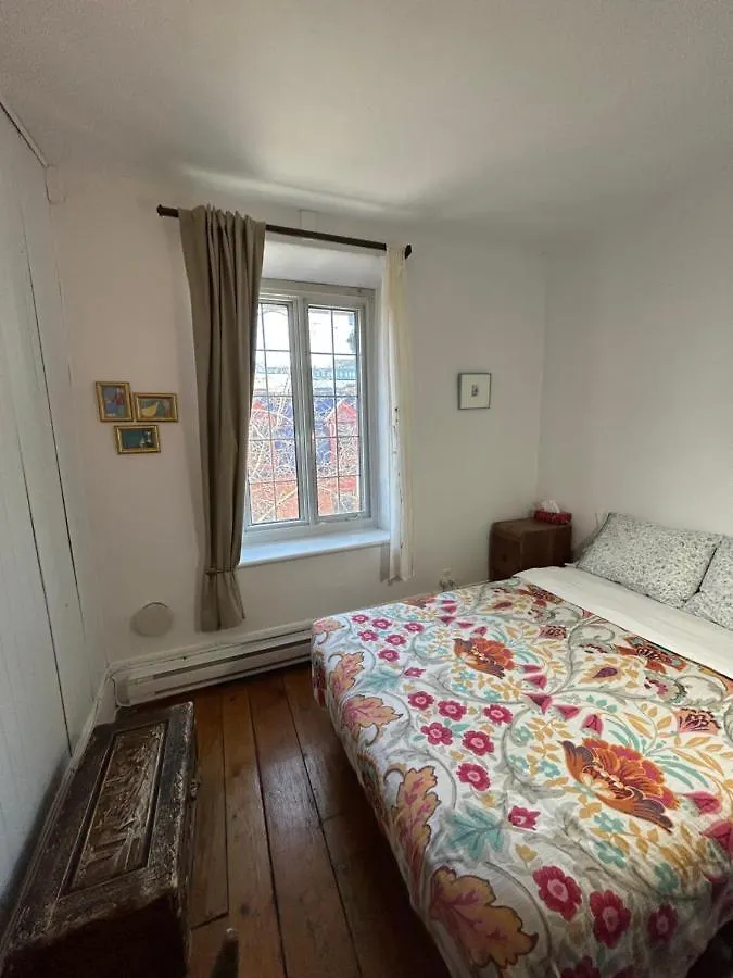 A L'Adresse Du Centre-Ville Bed & Breakfast Montreal