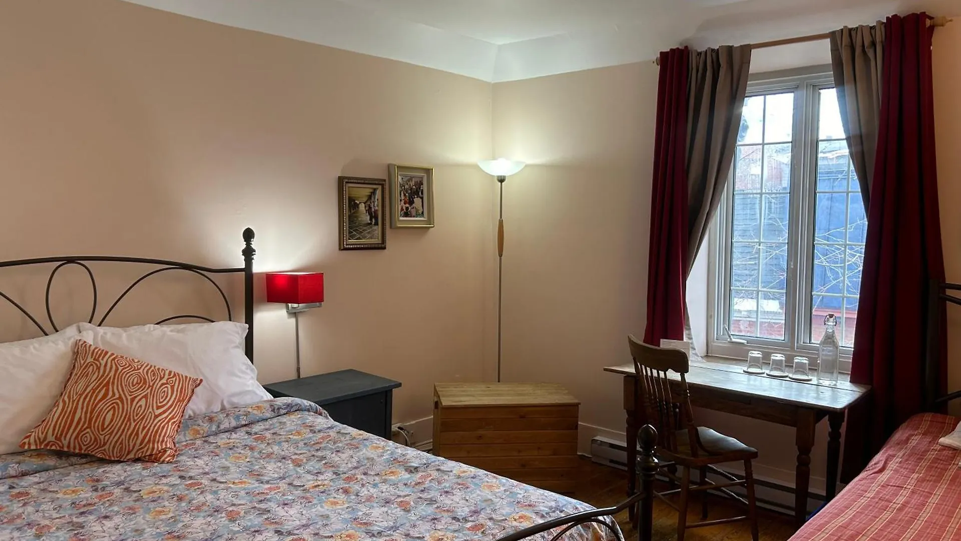 A L'Adresse Du Centre-Ville Bed & Breakfast Montreal