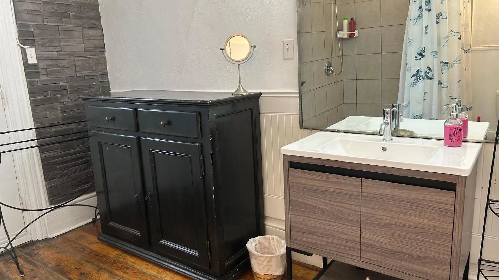 A L'Adresse Du Centre-Ville Bed & Breakfast Montreal Canada