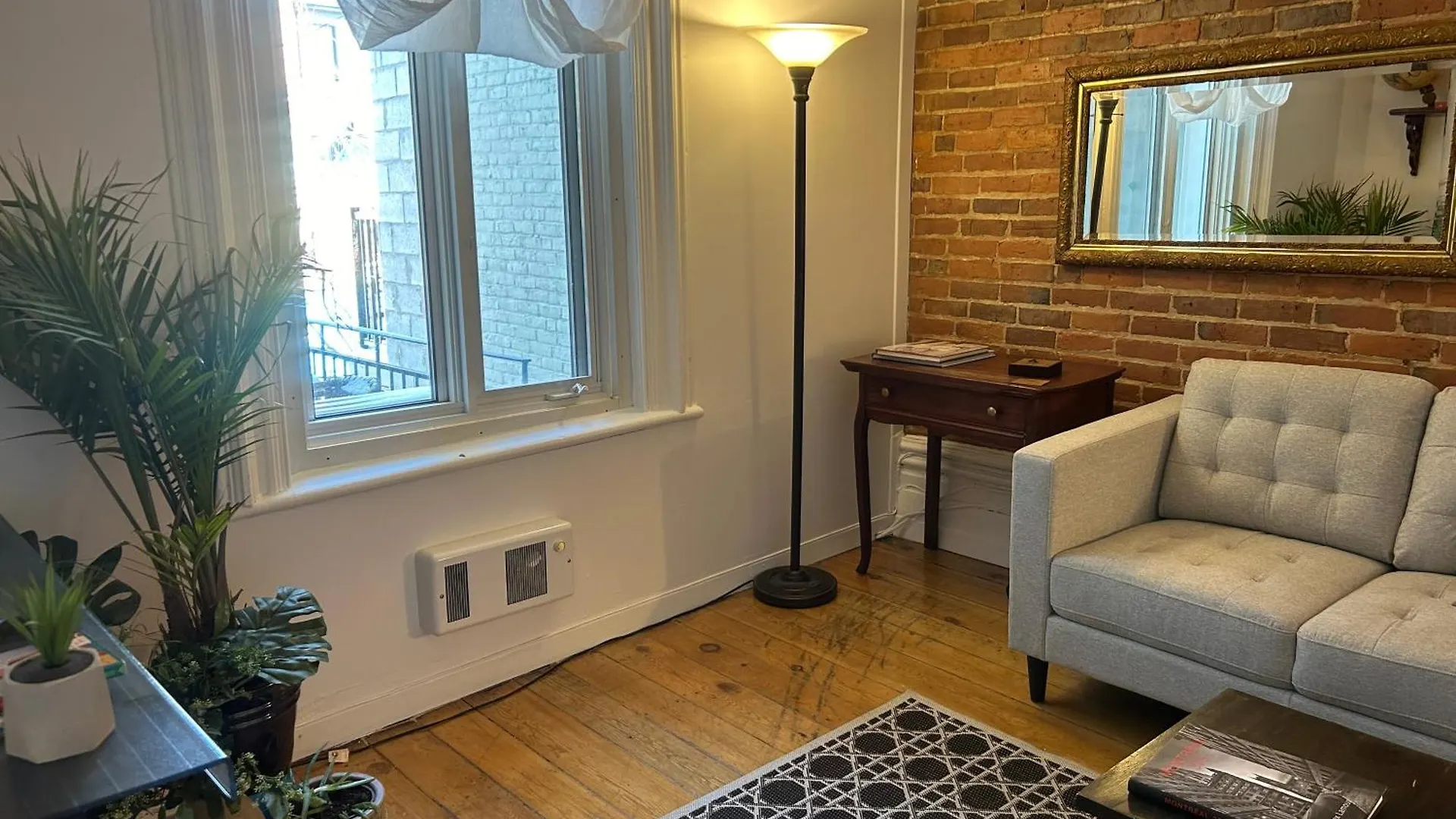 A L'Adresse Du Centre-Ville Bed & Breakfast Montreal